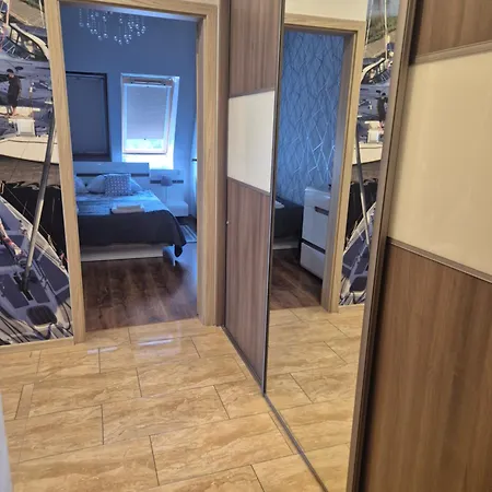 Ewa Nad Jeziorem W Gizycku